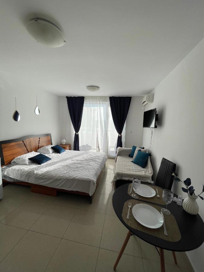 Admiral Plaza Apart otel Sunny Beach Dış mekan fotoğraf